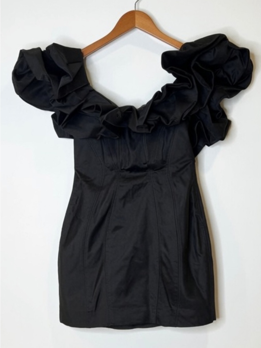 House of CB SELENA Black Satin Puff Shoulder Dress Small US4-6$299 - Picture 7 of 11